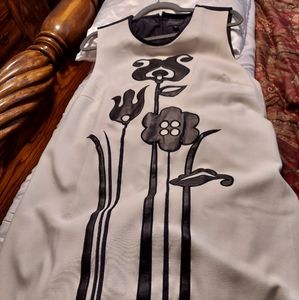 Victoria Beckham size XL black and white dress
